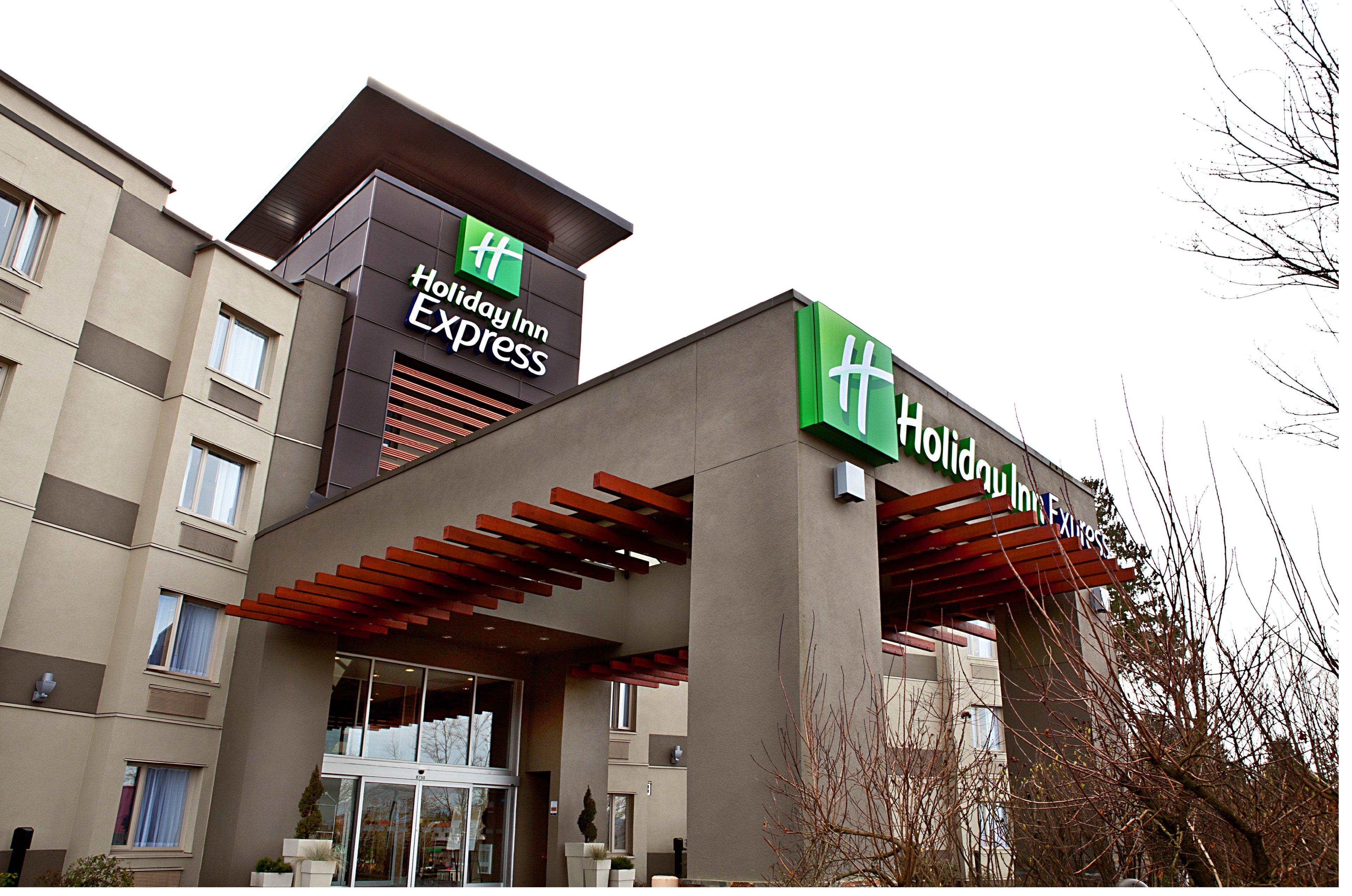 Holiday Inn Express & Suites Langley By Ihg Buitenkant foto